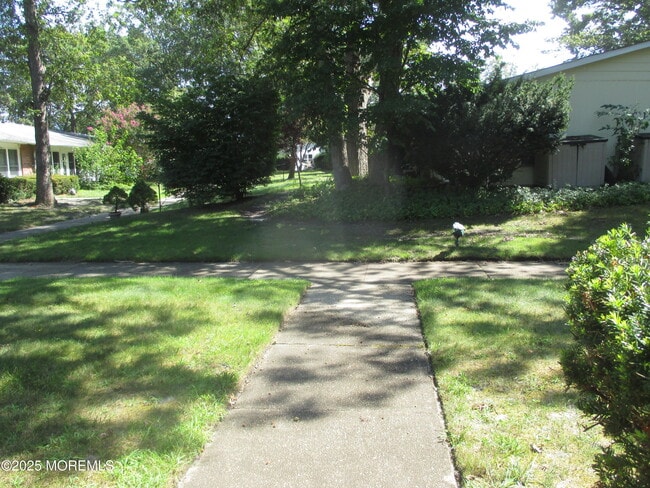 Building Photo - 308B W Malvern Ct