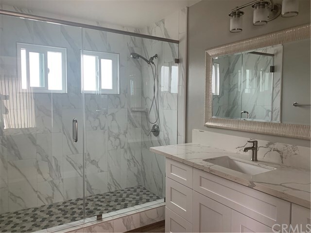 Building Photo - 2036 Lomita Park Pl