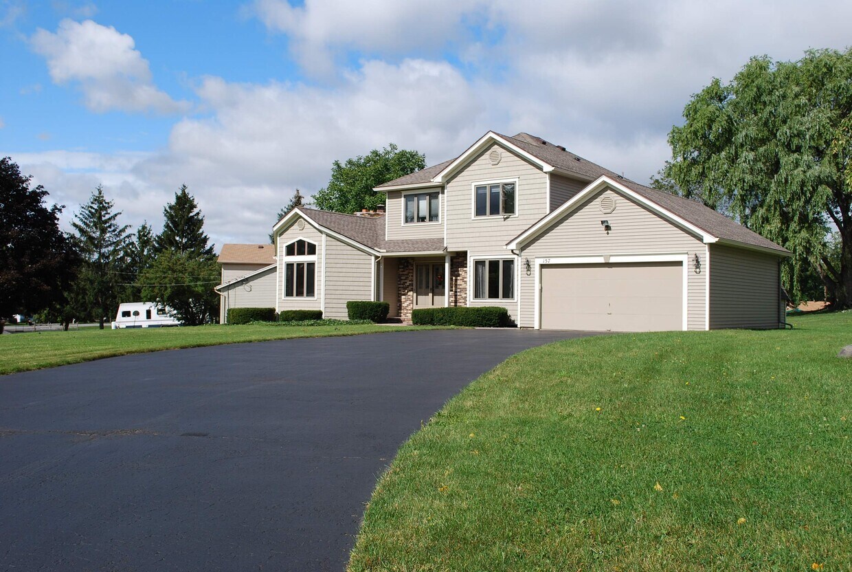 157 Yorktown Dr, ster, NY 14580 House Rental in ster, NY