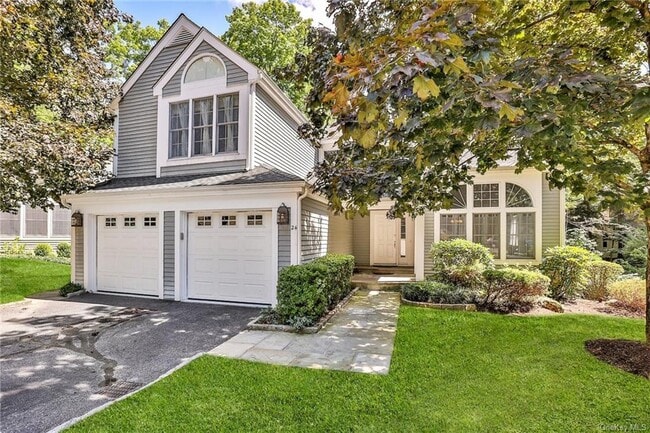 Building Photo - 24 Overbrook Dr