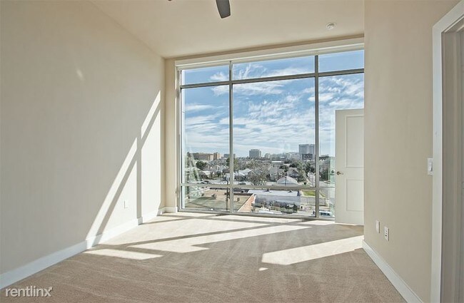 Building Photo - 3501 San Jacinto St