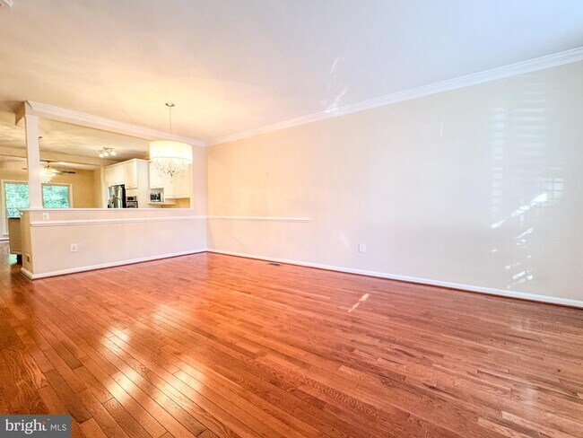 Foto del edificio - 11742 Valley Ridge Cir