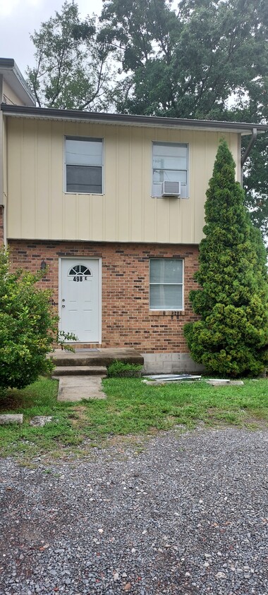Primary Photo - 135 Frye Ln