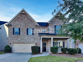 Building Photo - 1672 Weatherbrook Cir