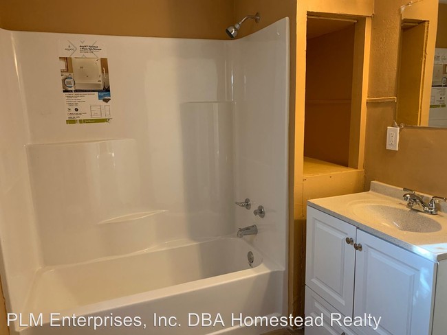 Foto del edificio - 2 br, 1 bath House - 1025 Lake Charles