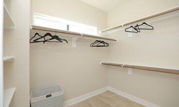 Building Photo - 3535 Mt Pleasant St