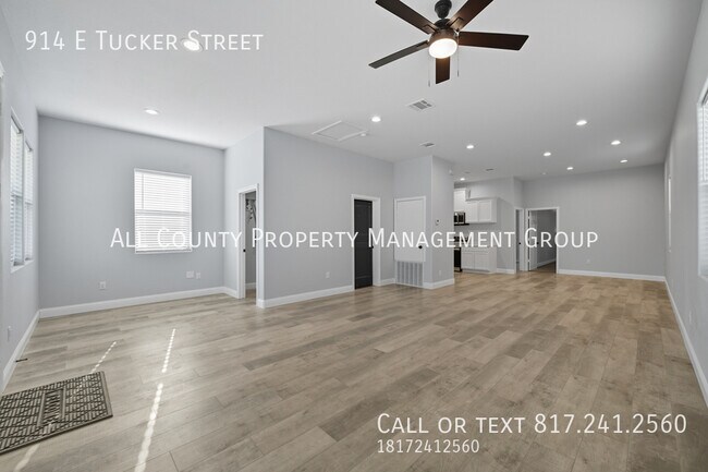 Foto del edificio - 914 E Tucker St