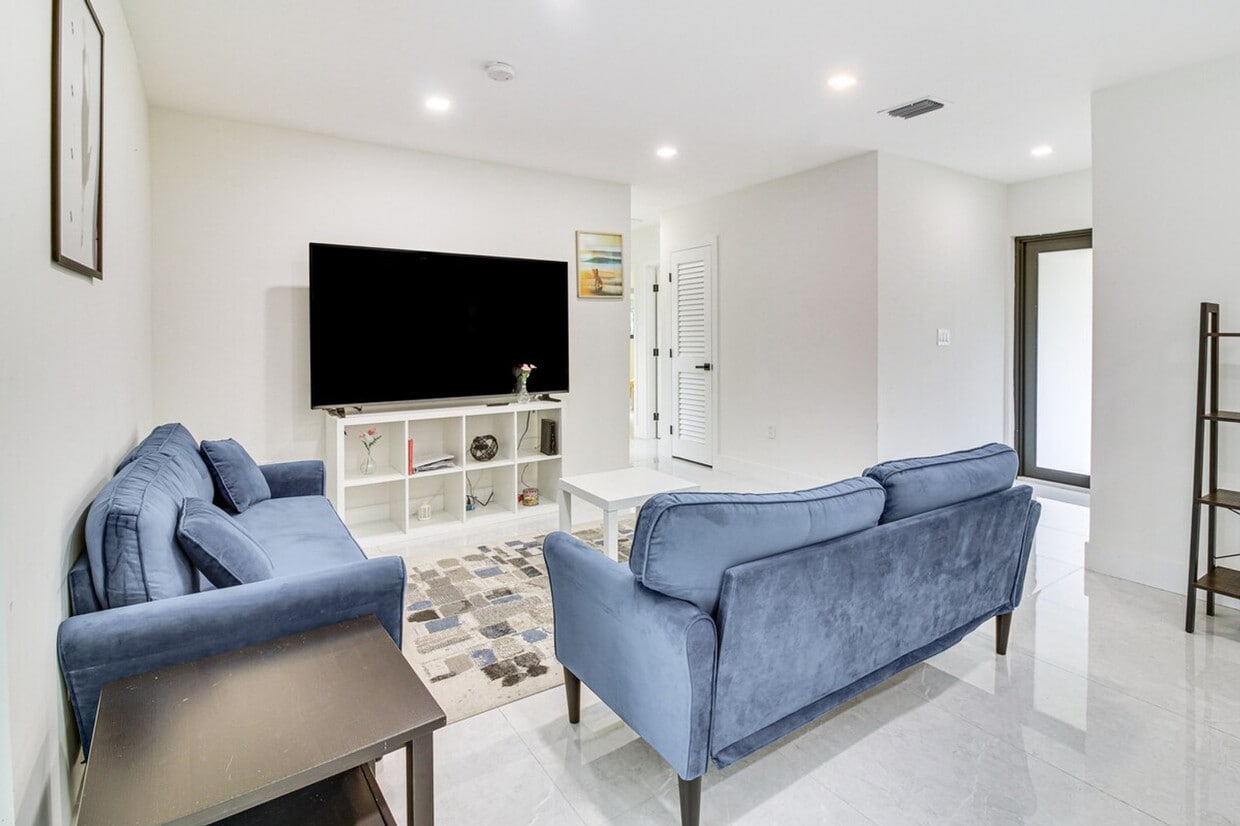 Foto principal - 6124 SW 64th Terrace
