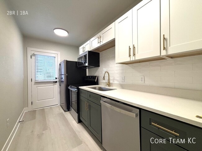 Building Photo - 4337 Mercier St