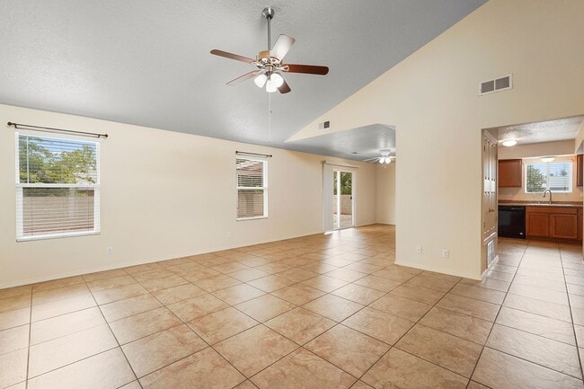 Building Photo - 270 Littler Dr SE