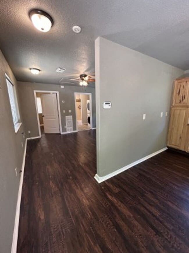 Building Photo - 17032 County Rd 1261