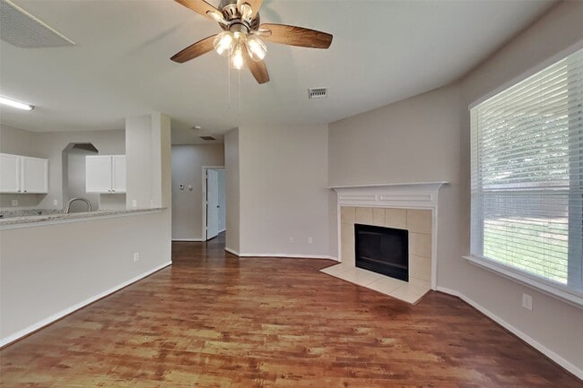 Building Photo - 22022 Willow Downs Dr