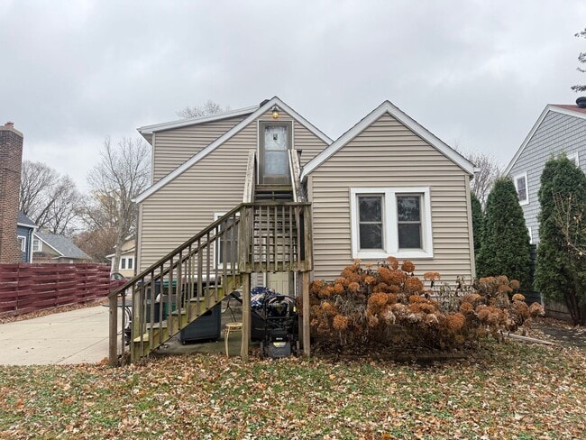 Foto del edificio - 511 10th Ave SE