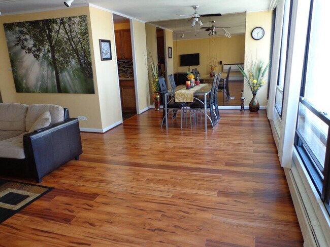 Foto del edificio - 5740 N Sheridan Rd