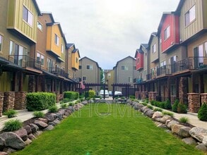 Building Photo - 131 Paramatta Ln