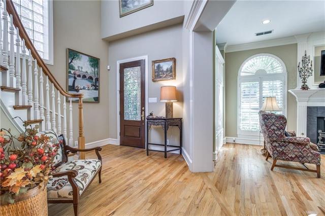 Foto del edificio - 5927 Lindenshire Ln