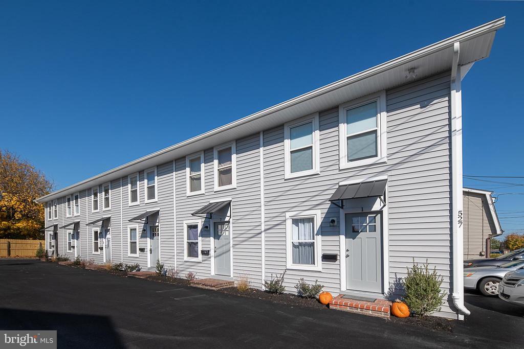 Foto principal - 527 Gray Ave
