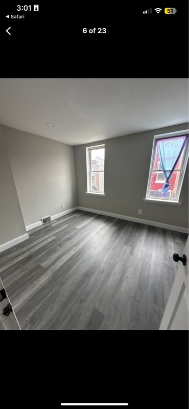 Building Photo - 2019 W Hagert St