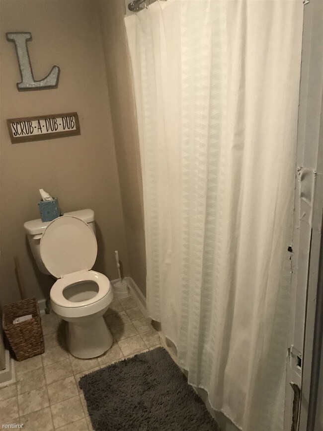 Foto del edificio - 1545 Warnke Rd NW