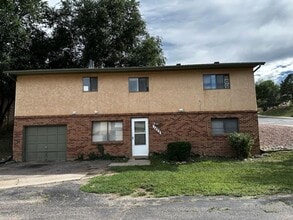 Building Photo - 1423 Langmeyer St