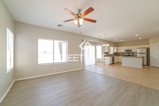 Building Photo - REDUCED-Spacious 5 bedroom home in Tolleson!