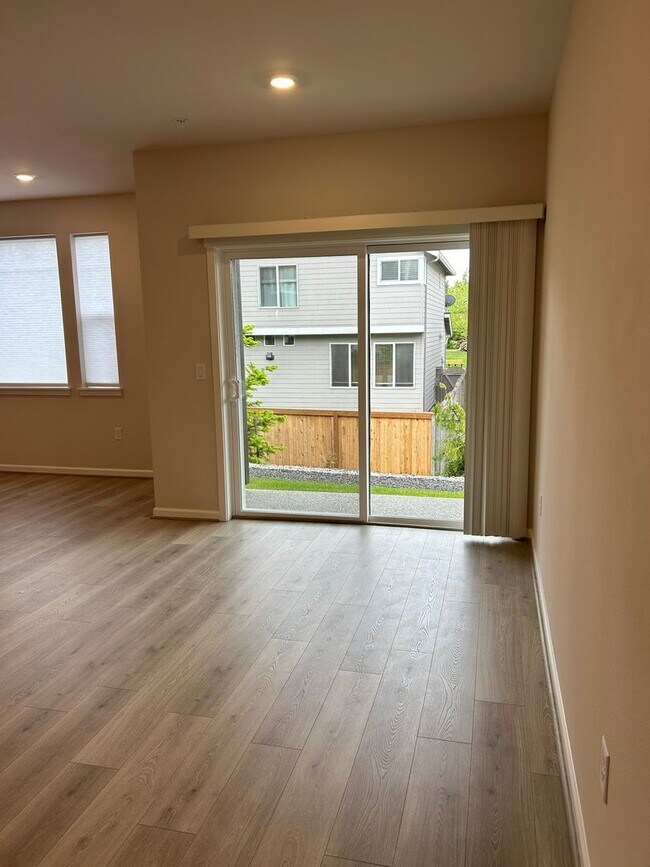 Foto del edificio - 2Bd/2Ba Redmond House