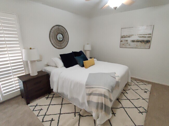 Foto del edificio - 7765 W 91st St
