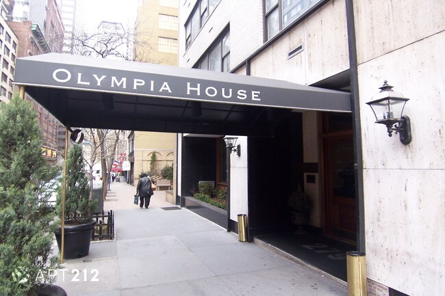 Building Photo - 279 E 44th St