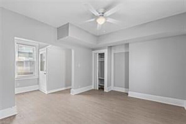 Building Photo - 653 29th St
