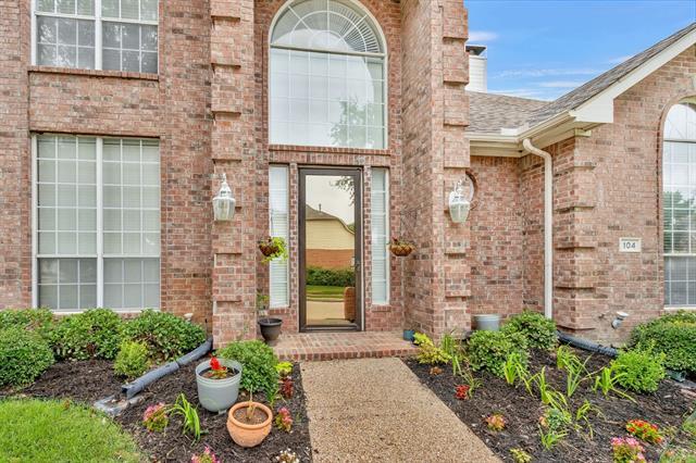 Building Photo - 104 Ranch Trail