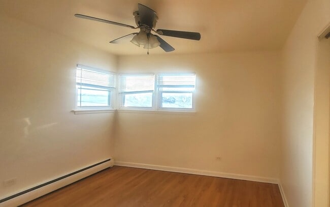 Foto del edificio - 2646 N Harlem Ave