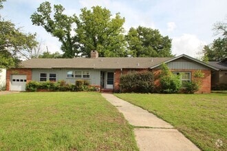 Building Photo - 1421 Graham Dr
