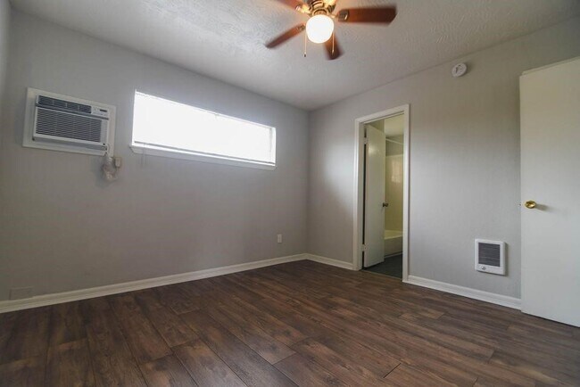 Building Photo - 311 Campbell Ave