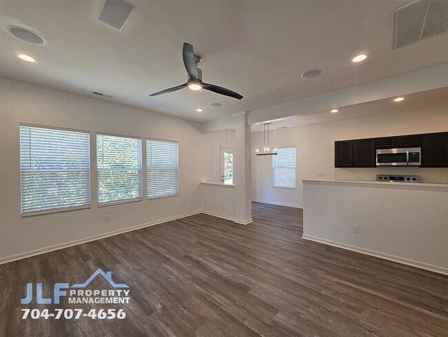 Building Photo - Beautiful 3 Bed/2.5 Bath Home in Landis, NC!