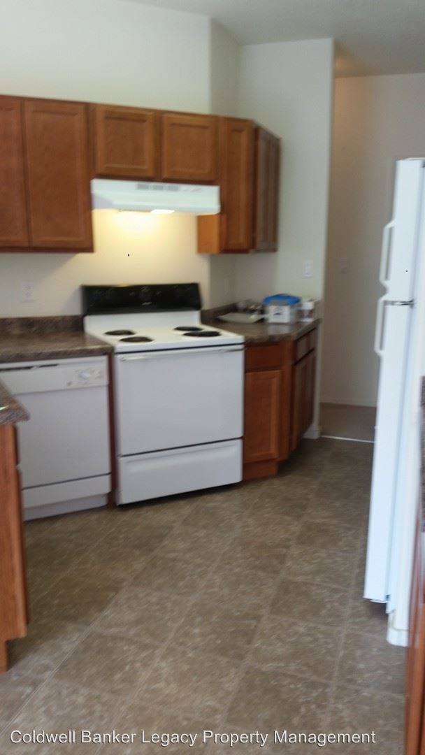 Building Photo - 3 br, 2.5 bath House - 516 KALLY CT NE