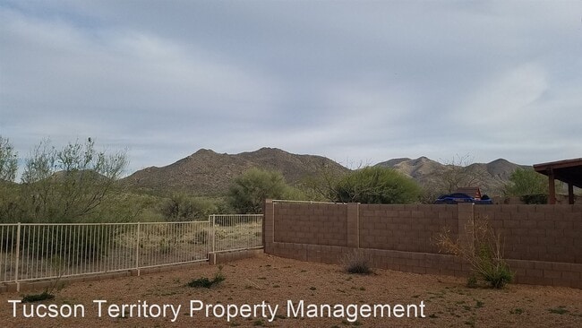 Building Photo - 4 br, 3 bath House - 17033 S. Mesa Shadows...