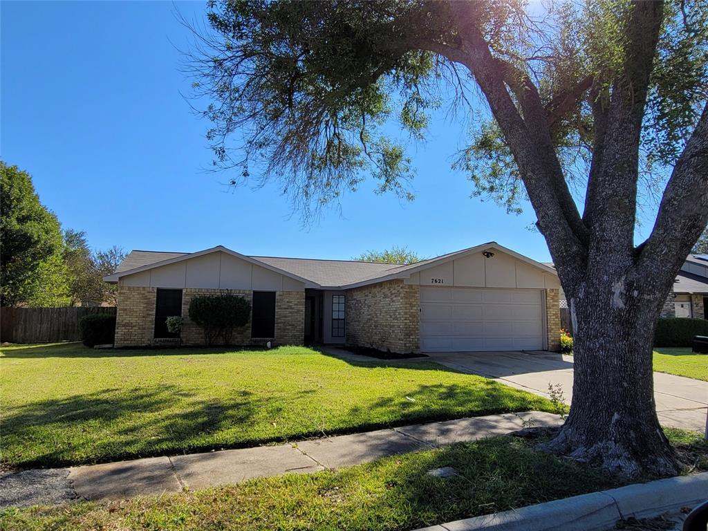 7621 Nutwood Pl, Fort Worth, TX 76133 House for Rent in Fort Worth, TX