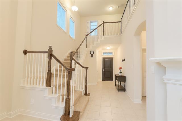 Foto del edificio - 6687 DeLeon St