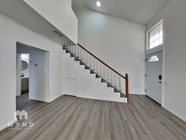 Foto del edificio - 1616 Beach Ln