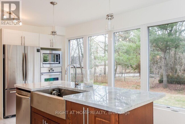 Building Photo - 1272 Cermel Dr