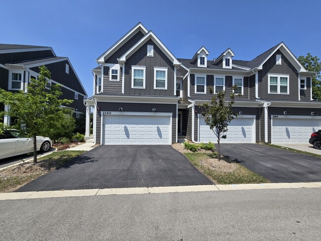 Building Photo - 2140 Weatherbee Ln