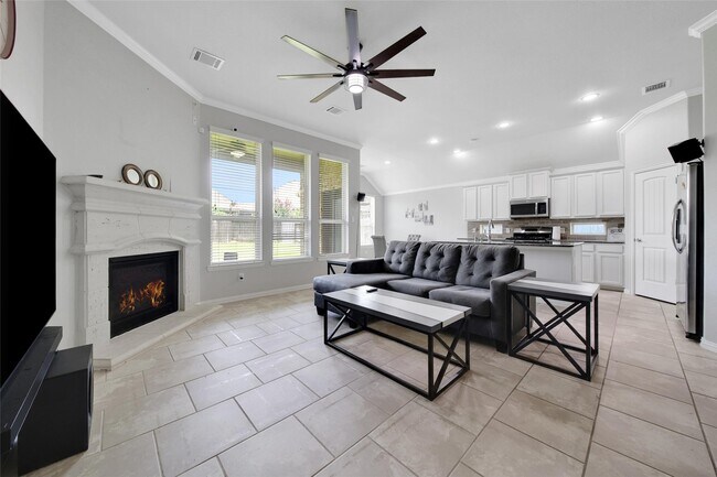 Building Photo - 21283 Lily Springs Dr