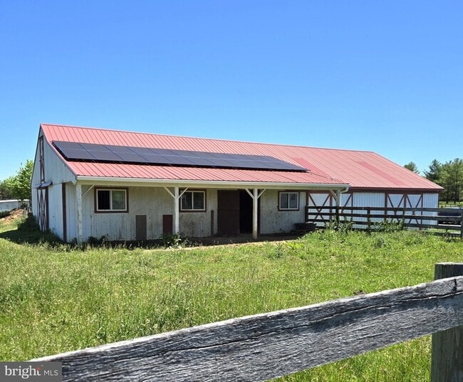Building Photo - 8293 Leetown Rd