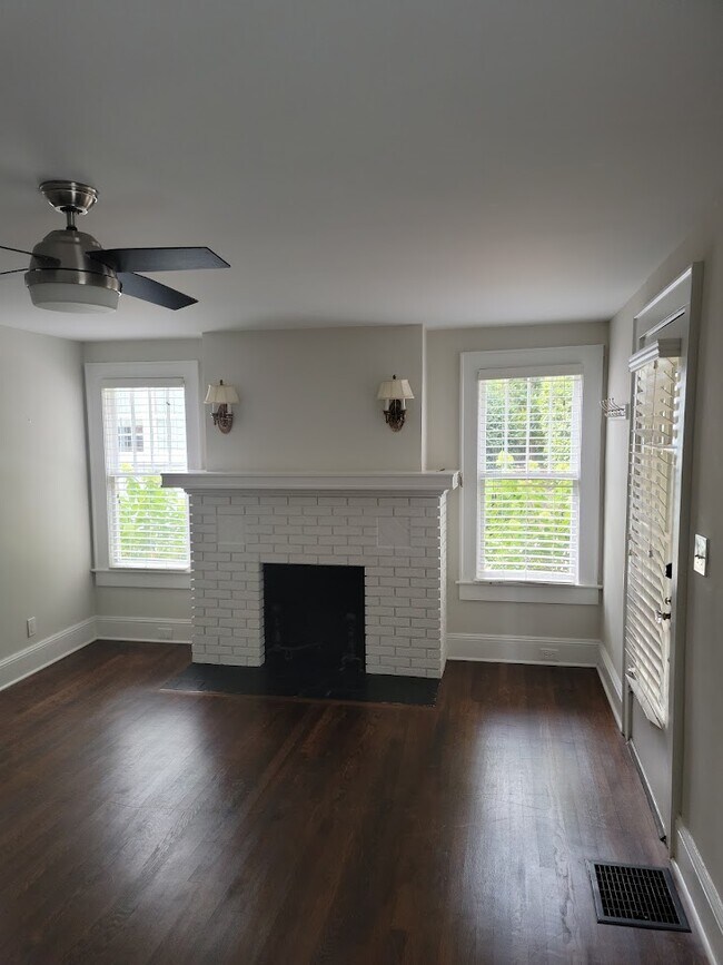 Building Photo - 1433 N Highland Ave NE