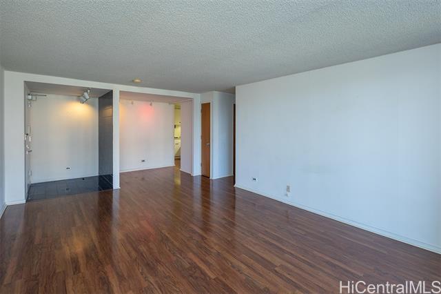 Building Photo - 1350 Ala Moana Blvd