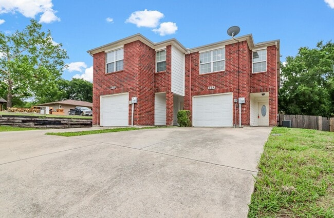 Photo - 929-931 Parkplace Ridge Apartment