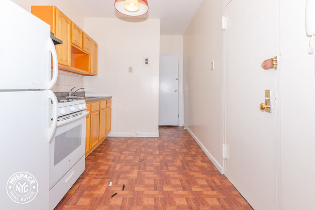 Foto del edificio - 38 Nostrand Ave.