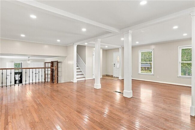 Foto del edificio - 6776 Tilton Ln NW