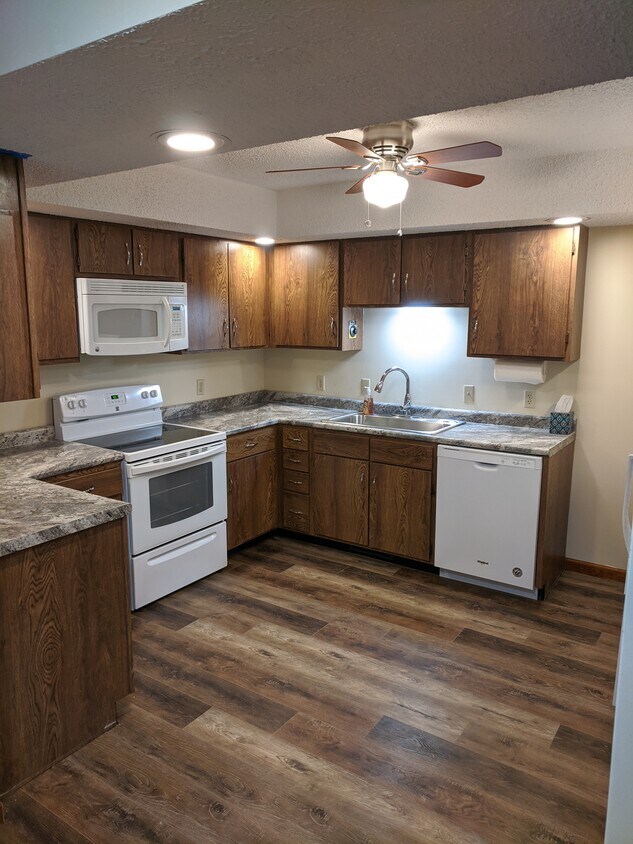 kitchen - 413 S 12th St