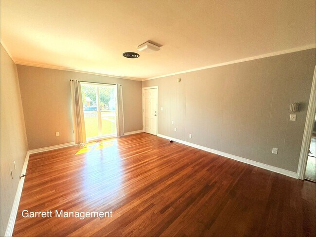 Foto del edificio - Beautiful 2/1 House for Rent in Lampasas, TX